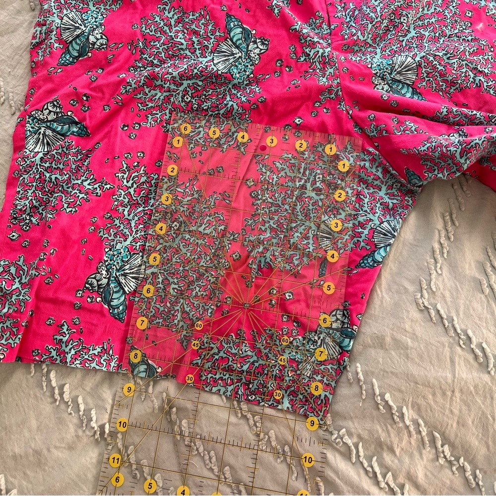 Lilly Pulitzer Fun, summer shorts! - Picture 4 of 4